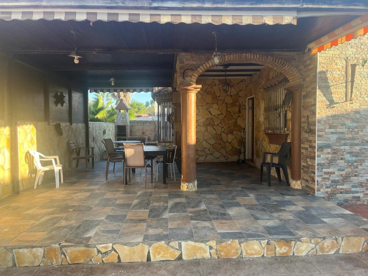 Chalet , A 6Km De La Playa Chiclana de la Frontera Ngoại thất bức ảnh